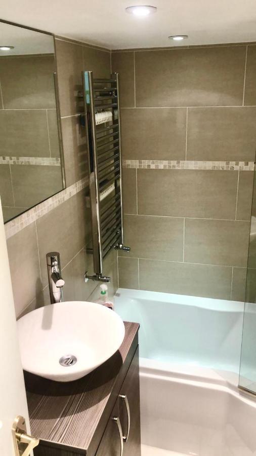 Large 2 Beds Flat Overlooking Clapham Common Park London Exterior photo