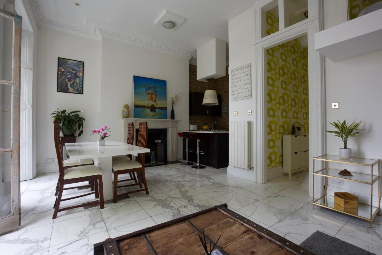 Large 2 Beds Flat Overlooking Clapham Common Park London Exterior photo